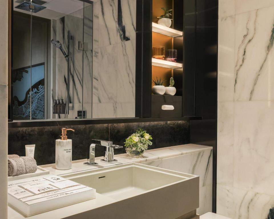 홍콩에 위치한 Hyatt Centric Victoria Harbour에서 갤러리에 업로드한 사진