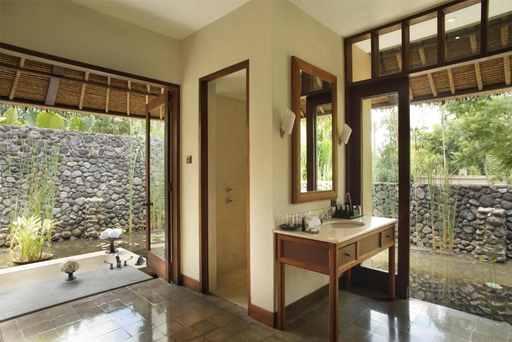 Zahrada ubytování Alila Ubud