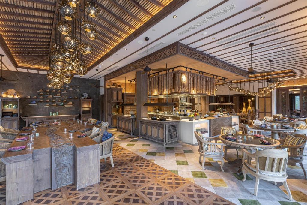 Restaurace v ubytování Andaz Bali, By Hyatt