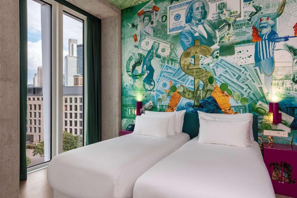 
Nhow Room - Upper Floor
