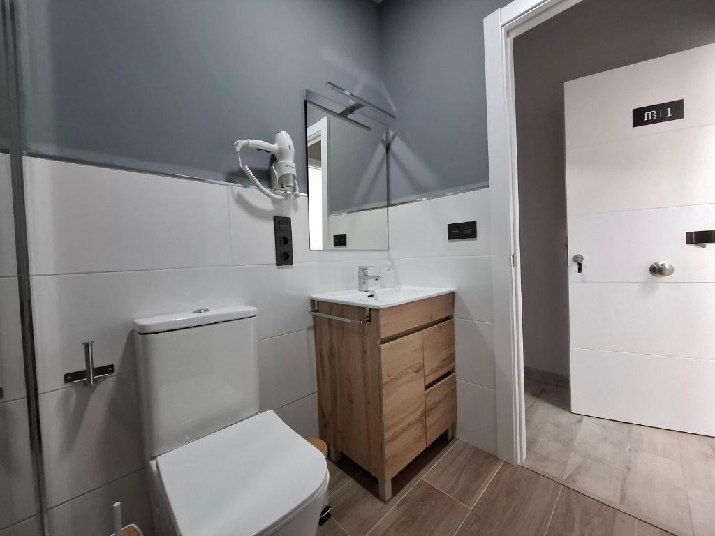 Medea Suites Apartamentos - 16