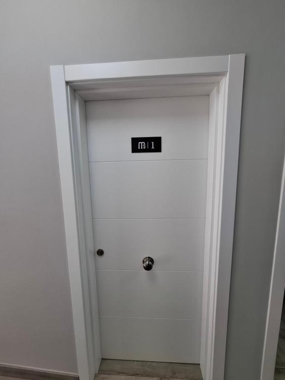 Medea Suites Apartamentos - 14