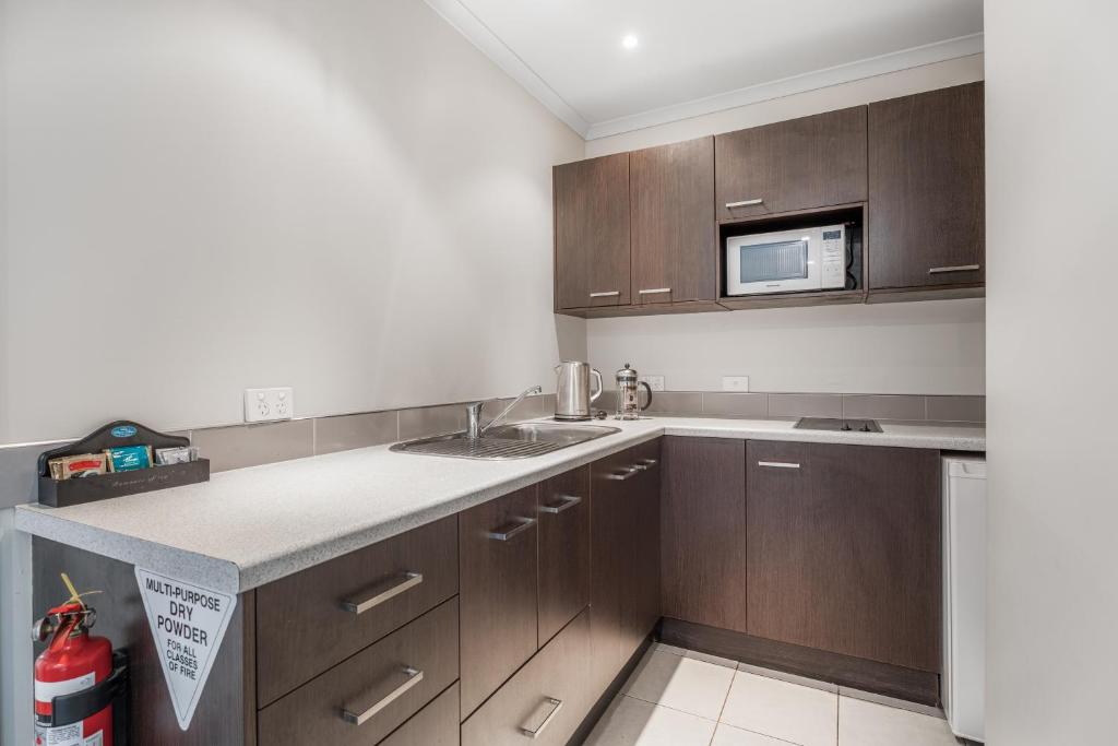 Dannemora Motor Inn - Resim 39