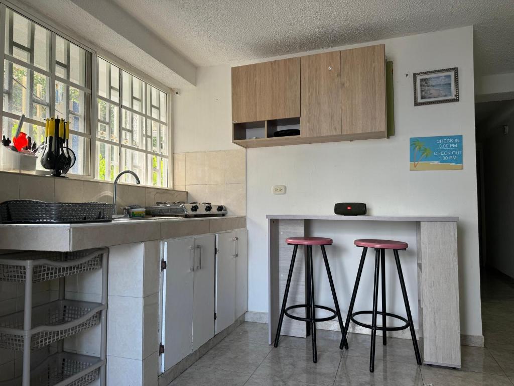 Kuchyň nebo kuchyňský kout v ubytování Apartamentos Sound Bay Beach