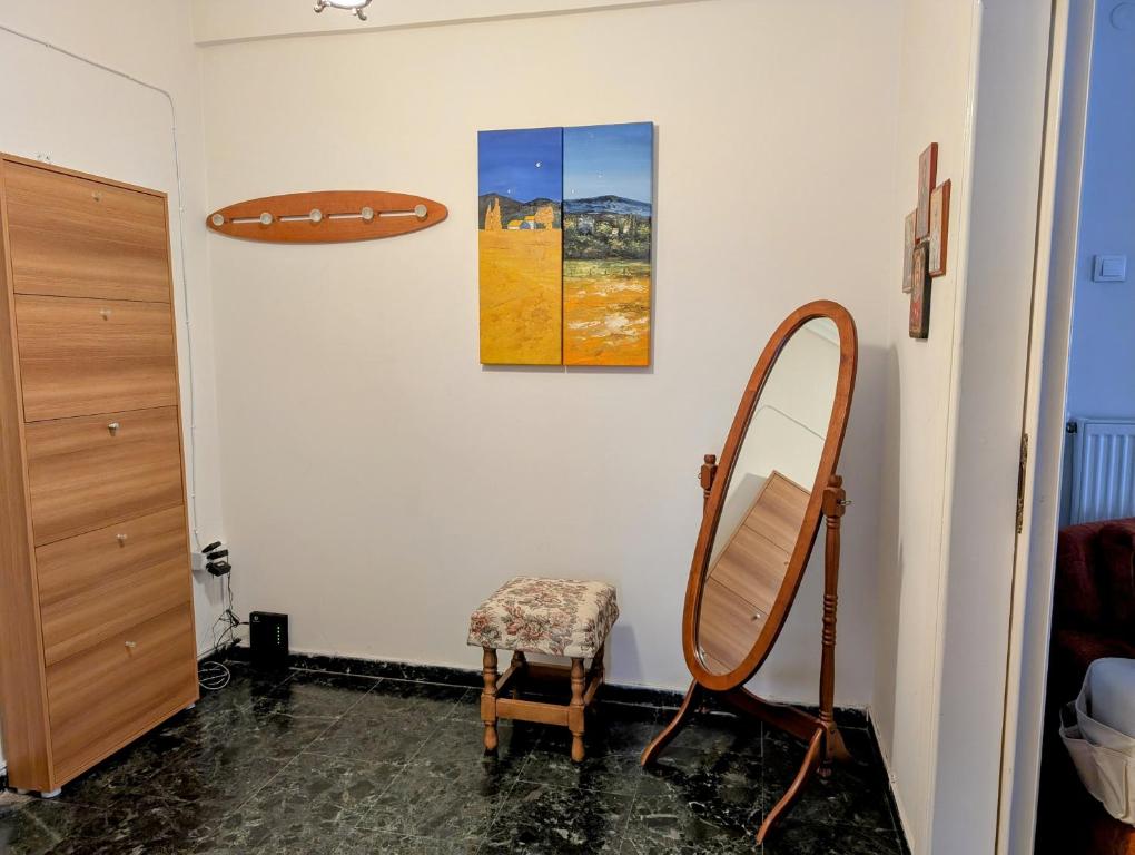 A seating area at Thessaloniki Waterfront apartment