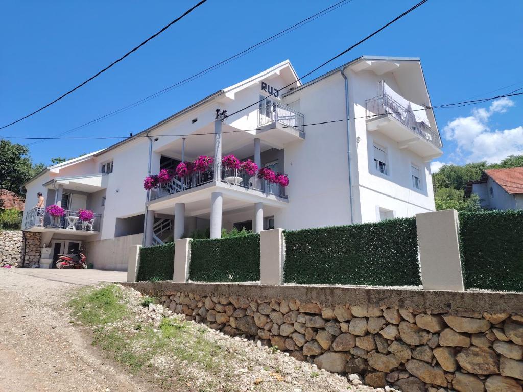 Zgrada u kojoj se nalazi apartman