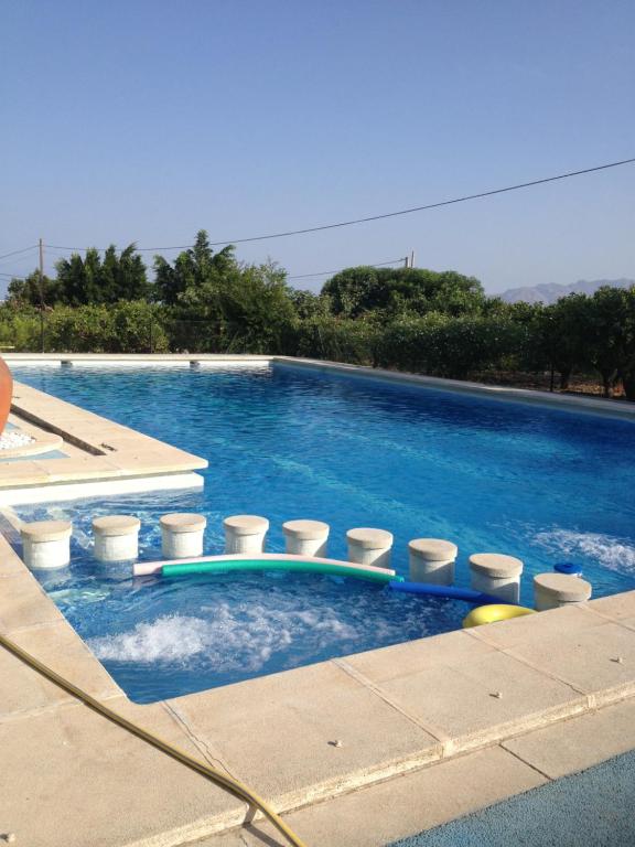 Bazén v ubytování Cortijo de Mariangela tres nebo v jeho okolí