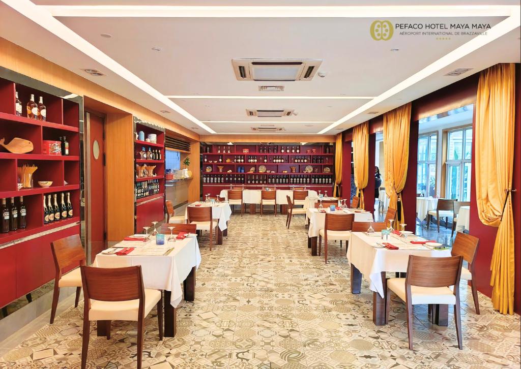Restaurace v ubytování Pefaco Hotel Maya Maya
