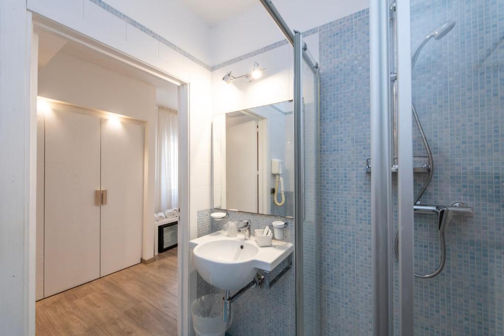 Koupelna v ubytování Hotel Albània