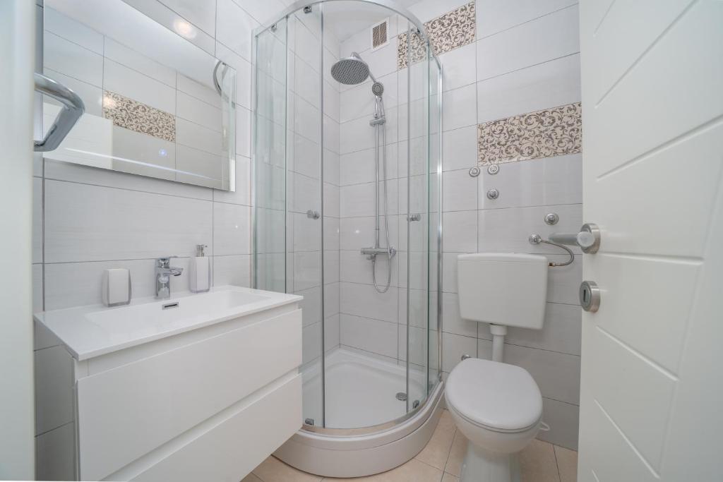 Koupelna v ubytování Apartmani Marivo