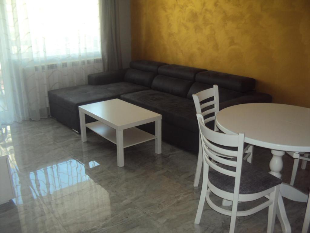Apartment 13