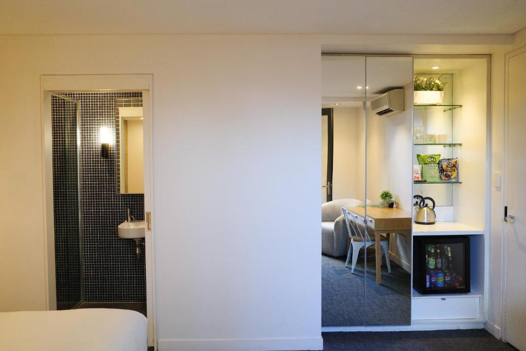 Crown Hotel Surry Hills - Resim 16