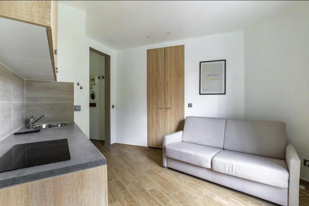 Photo de la galerie de l'établissement HSH Bessière-Batignolles Paris Superbe studio, à Paris