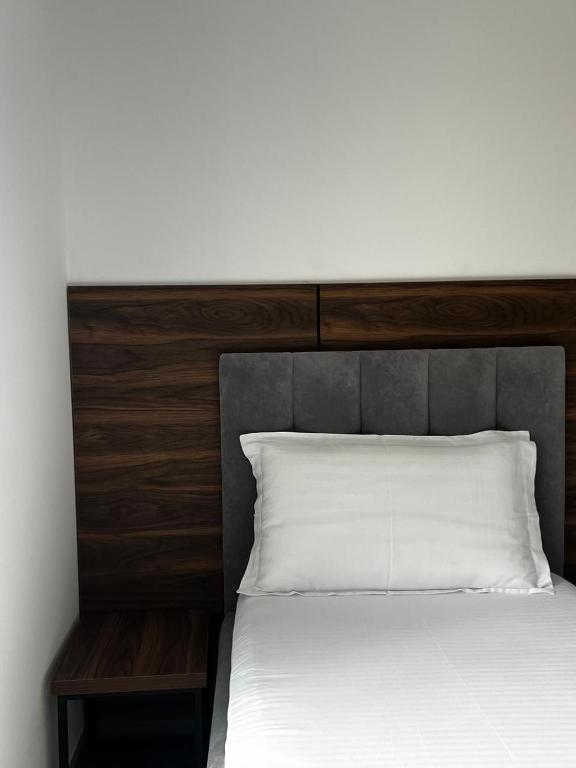 Postel nebo postele na pokoji v ubytování Hotel Agron