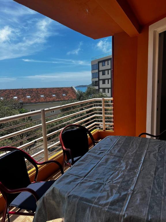 Balkón nebo terasa v ubytování Better place