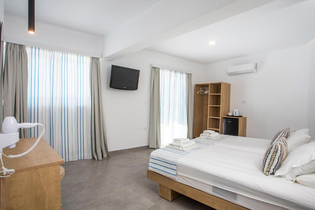 Mando Living -Faliraki - 17