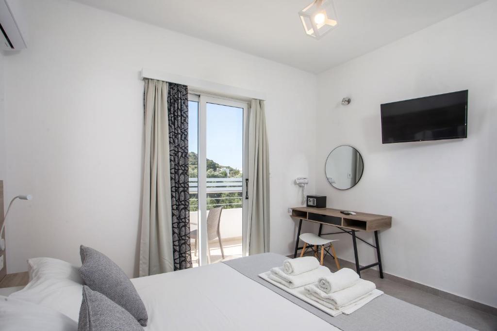 Mando Living -Faliraki - 3