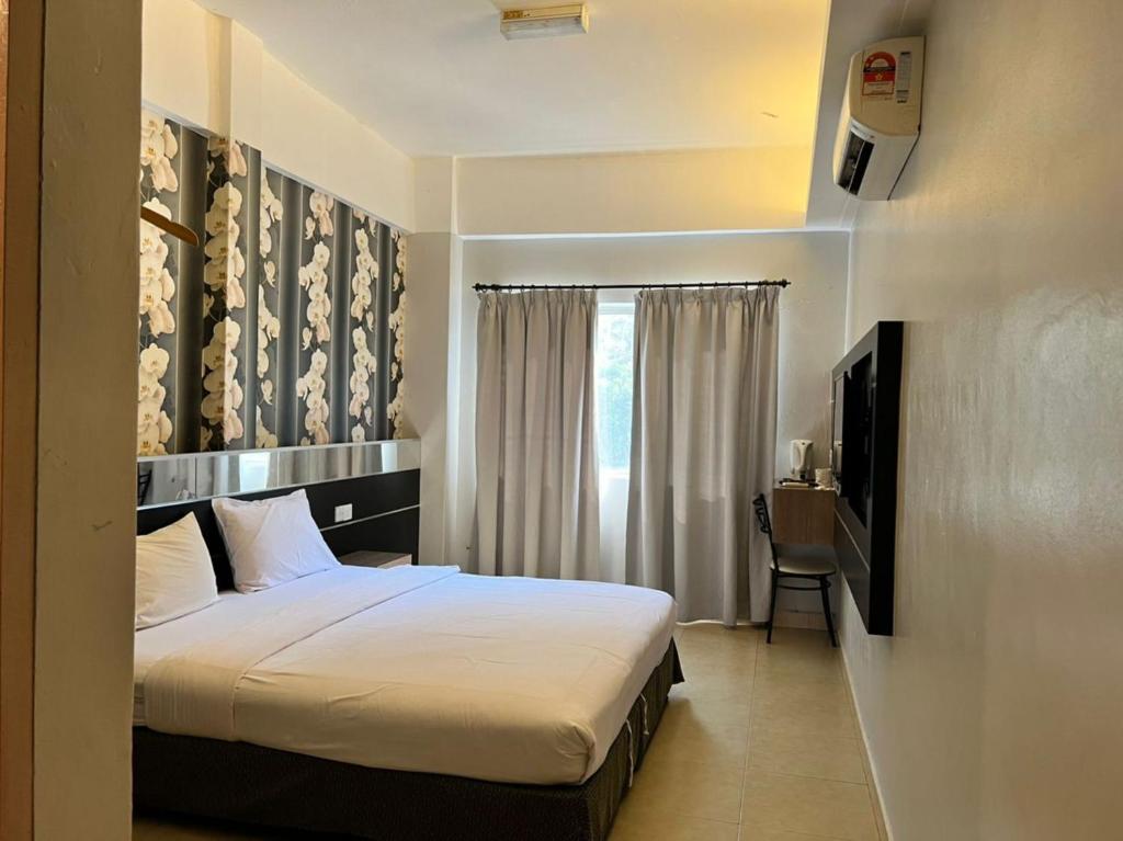 Gallery image of Dancenter Near Shell Jalan Iskandar Shah, Orchard in Kampong Tebing Rabak