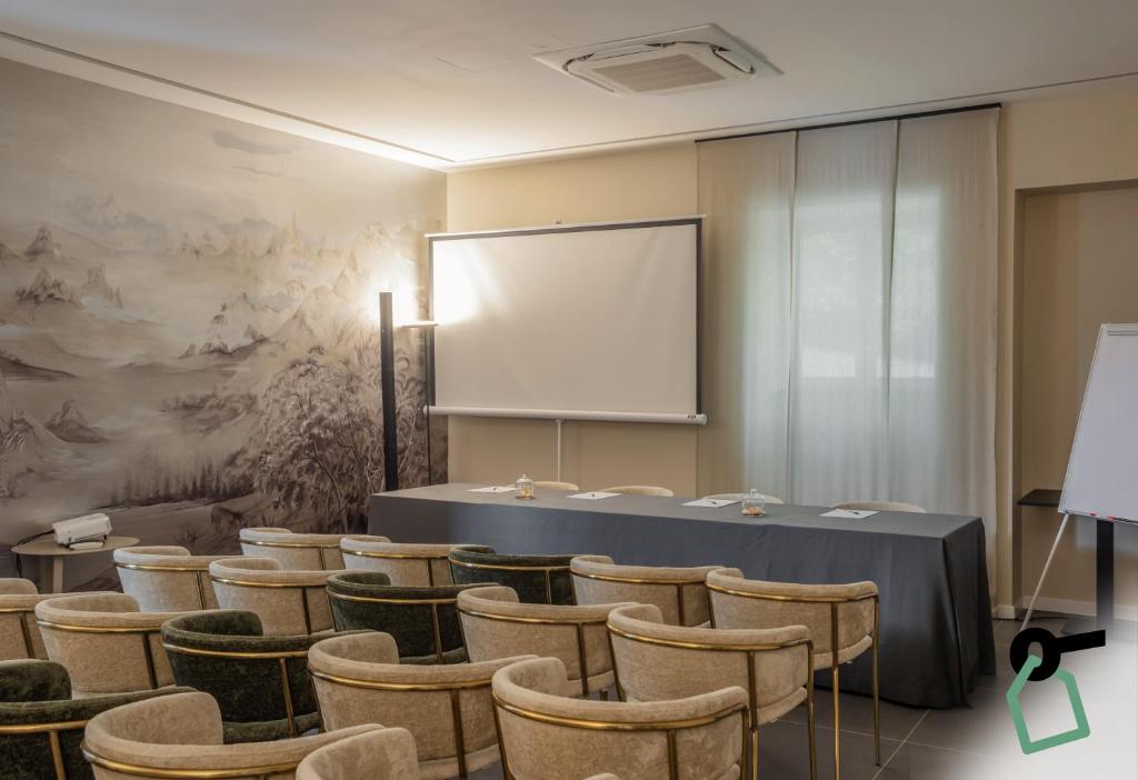 Konferenční prostory v ubytování HOTIDAY Room Collection - Mondello