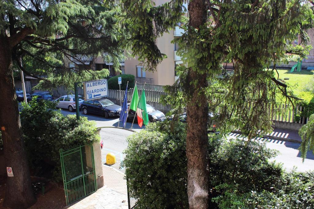 Fotografie z fotogalerie ubytování Albergo Hotel Giardino v destinaci Desio