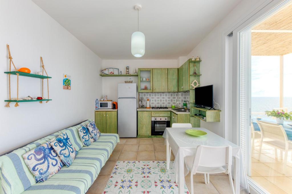 Kuchyň nebo kuchyňský kout v ubytování Perla sul mare Adriatico
