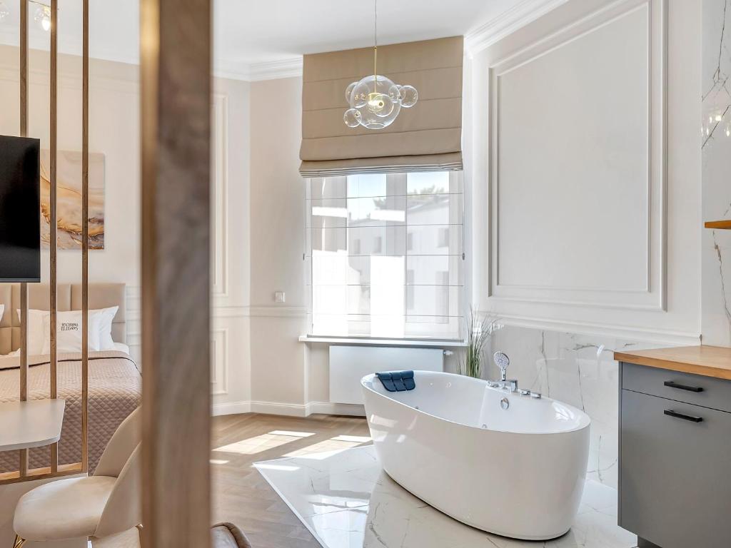 WSCHODNIA ELEGANS Aparthotel - Resim 43