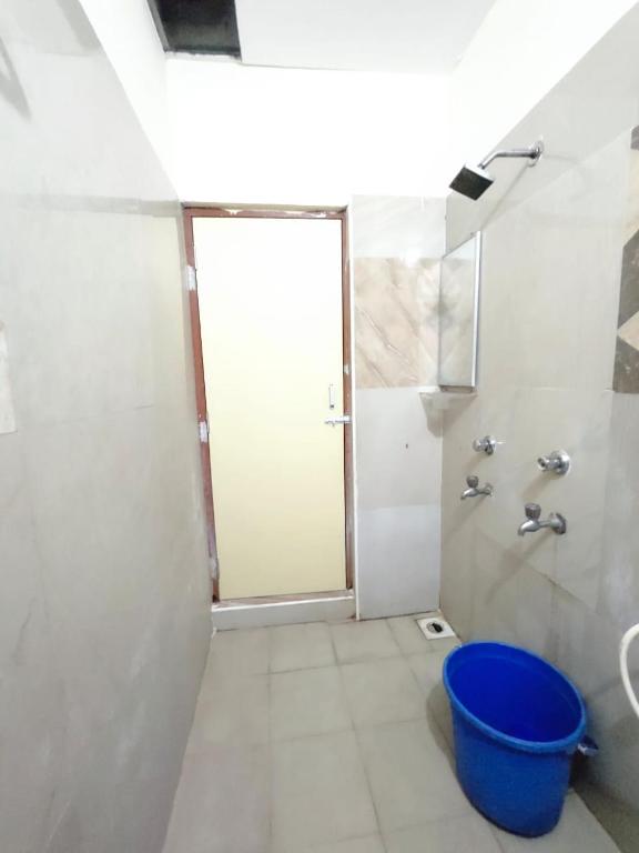 Koupelna v ubytování Urban Nest Roomz - Thoraipakkam OMR