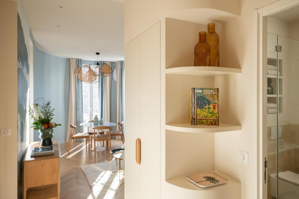 Photo de la galerie de l'établissement La Rotonde Lympia, vintage chic and design, à Nice