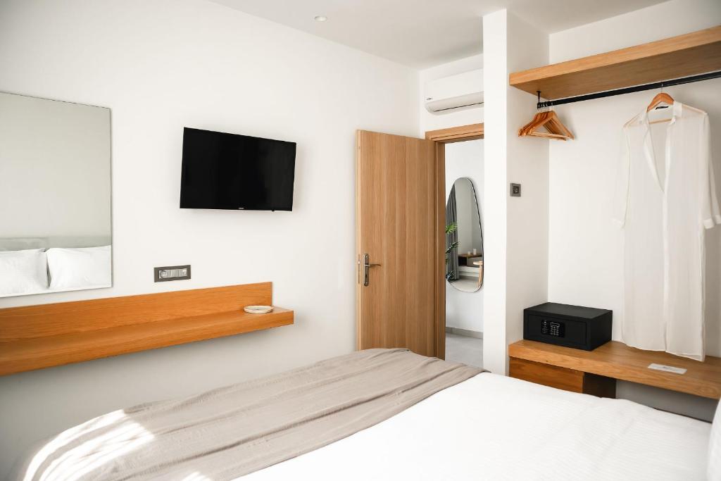 Batis Aero Beachfront Wellbeing Hotel - 13