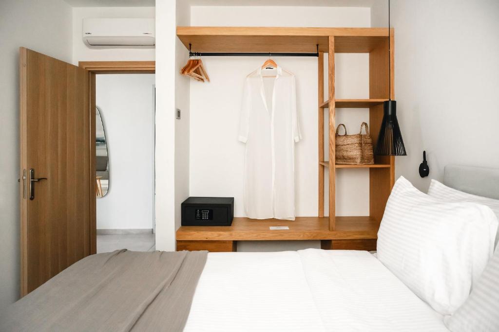 Batis Aero Beachfront Wellbeing Hotel - 14