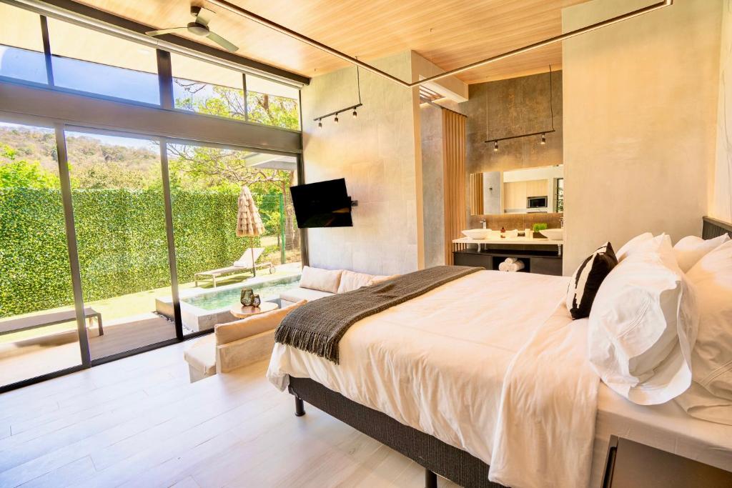 Epic Tamarindo Boutique Hotel photo