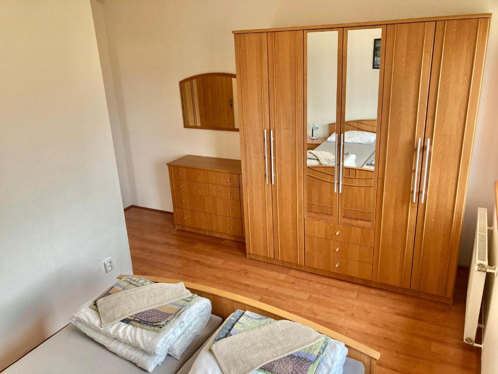 Postel nebo postele na pokoji v ubytování Pension Hofberg