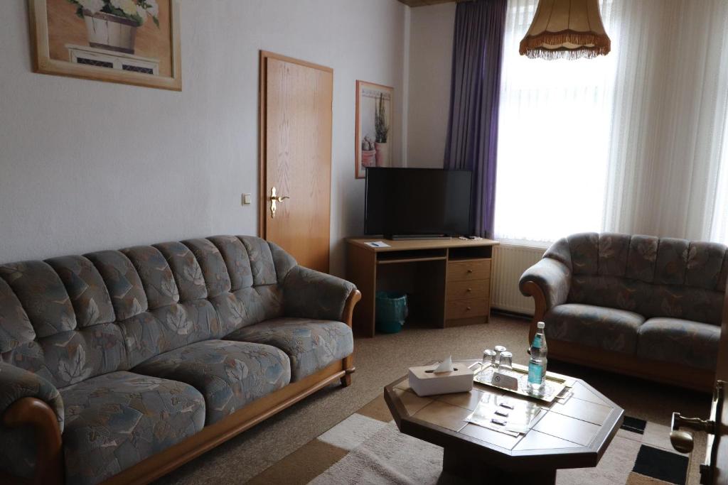 Posezení v ubytování Hotel Weißes Roß