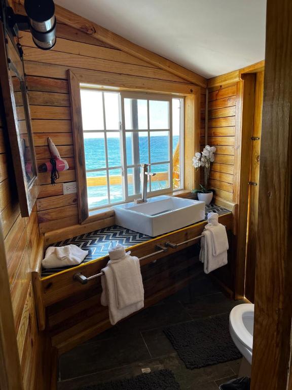 Letto o letti in una camera di The Sea Cliff Hotel Resort & Spa