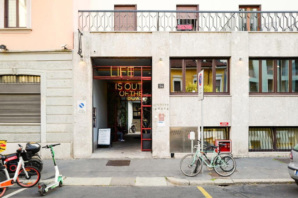 Jízda na kole v ubytování YellowSquare Milan nebo okolí