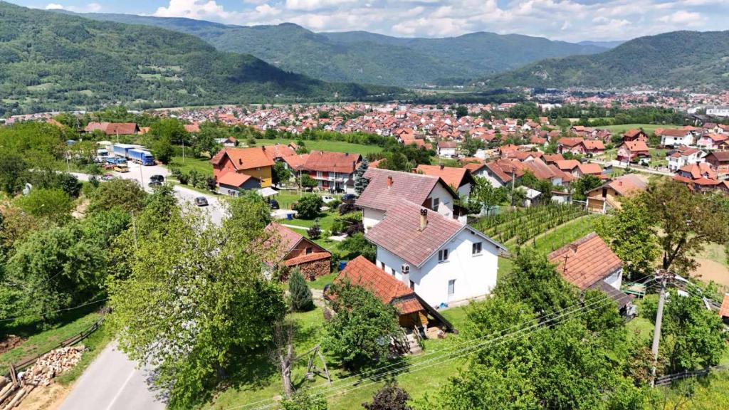 Nespecifikovaný výhled na hory nebo výhled na hory při pohledu z apartmánu