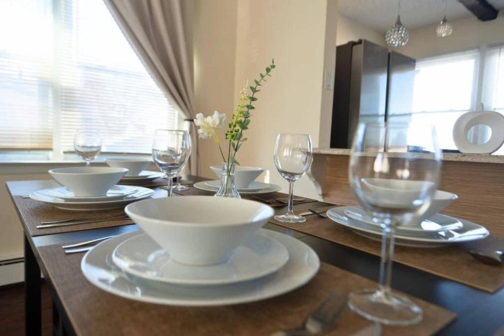 Φωτογραφία από το άλμπουμ του 556b) Large 3 bedroom with Parking σε North Bergen