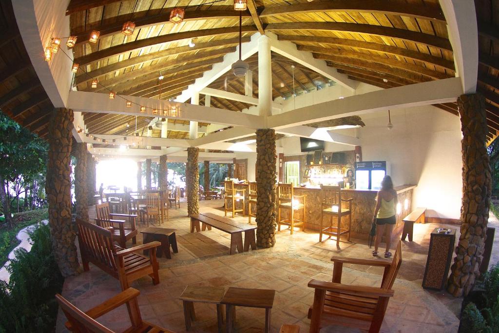 Restaurace v ubytování Hotel Santa Catalina Panamá