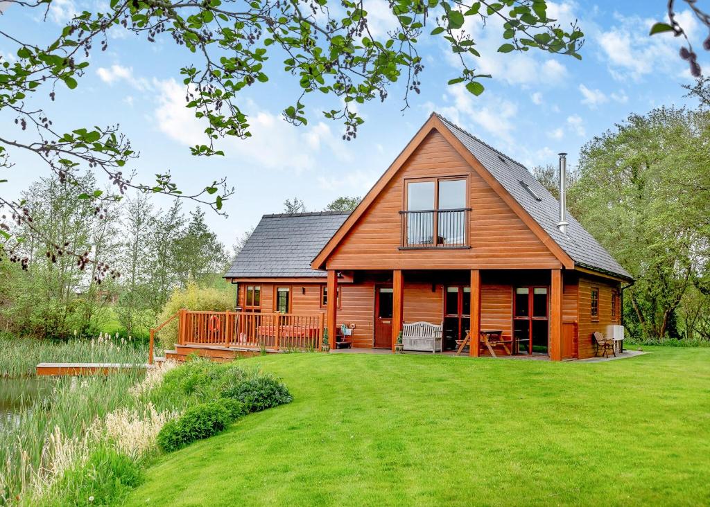 Zahrada ubytování Anglesey Lakeside Lodges