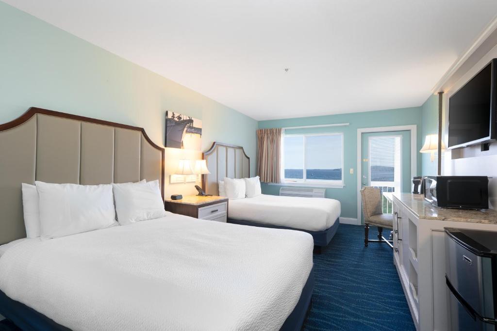 Fireside Inn, Ocean's Edge - 