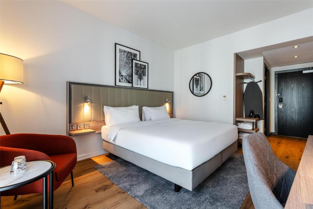 Radisson Hotel Manchester City Centre, A Verified Net Zero Hotel - Resim 17