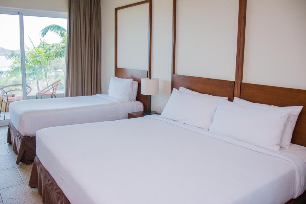Wyndham Tamarindo photo