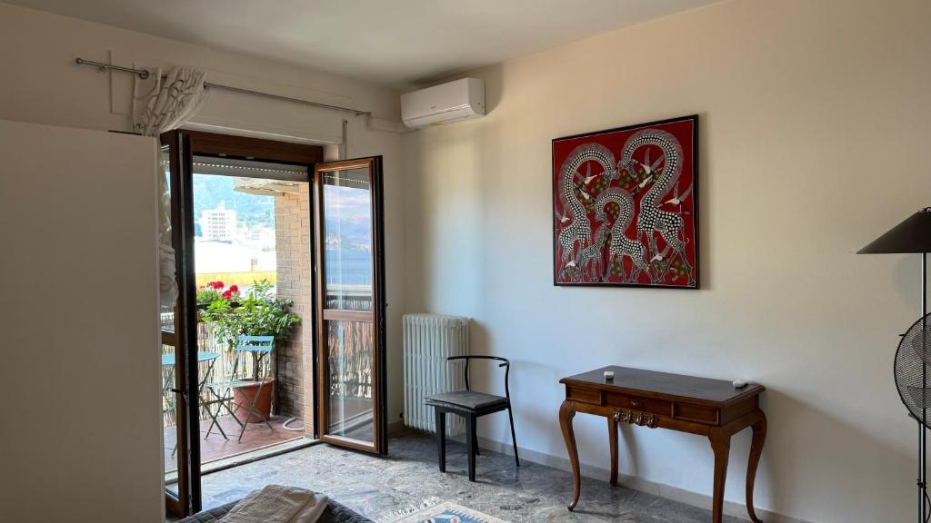 Fotografie z fotogalerie ubytování Finestra sul lago v destinaci Malgrate