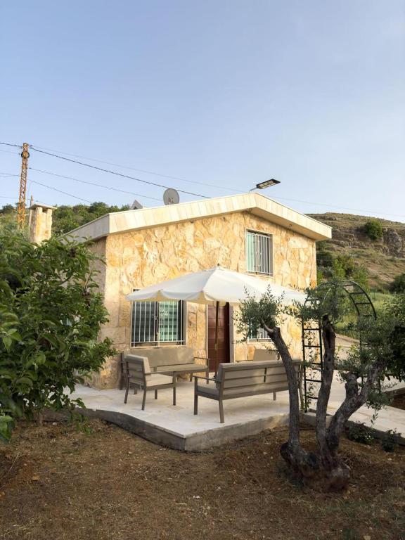 Het gebouw waarin het pension zich bevindt