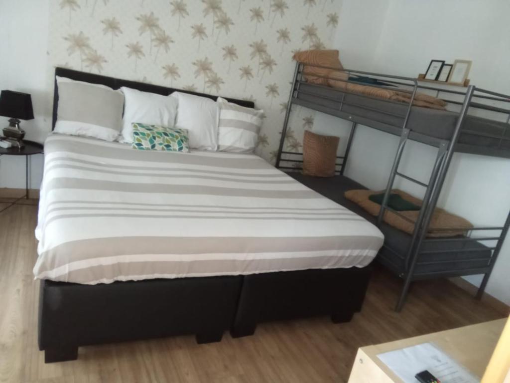 Auberge du manala chambre 4 personnes 24-24 – photo 9