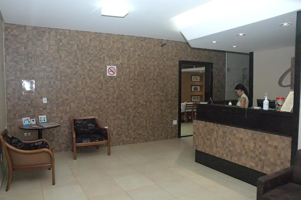  Hotel Carolina Plaza