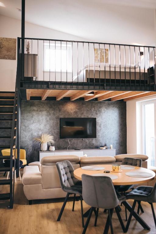 Posezení v ubytování Apartmány DVĚ BOBULE 1 kk