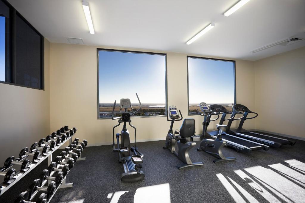 Fitness centrum a/nebo fitness zařízení v ubytování Mantra Melbourne Airport