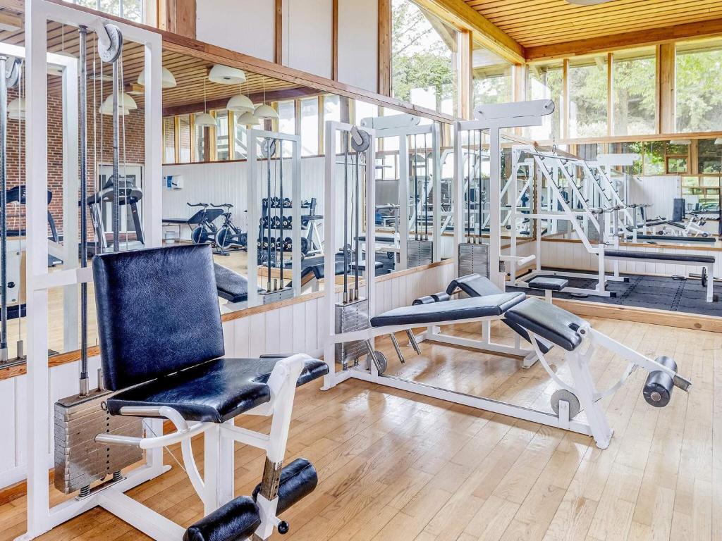 Fitness centrum a/nebo fitness zařízení v ubytování 6 person holiday home on a holiday park in Hanstholm