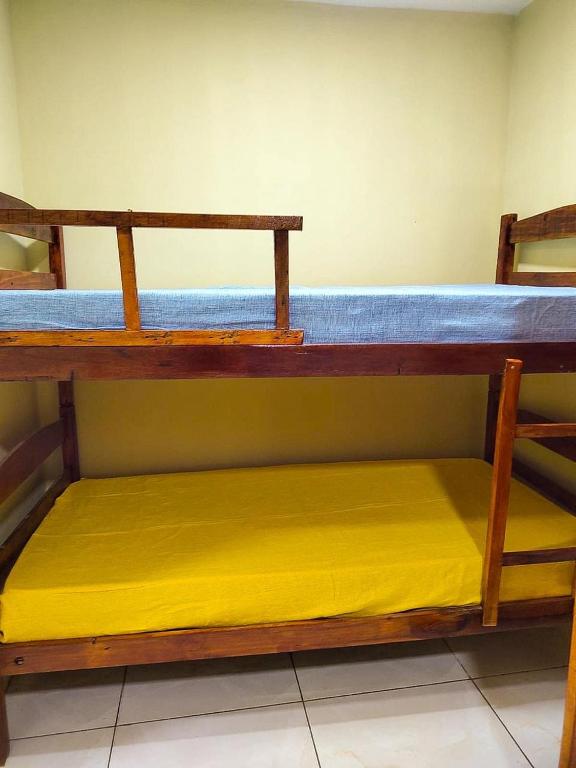 Palanda nebo palandy na pokoji v ubytování Chalé Pé de Serra